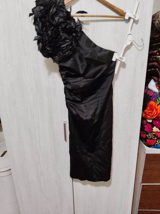 Вечерний платье очень хороший качестве