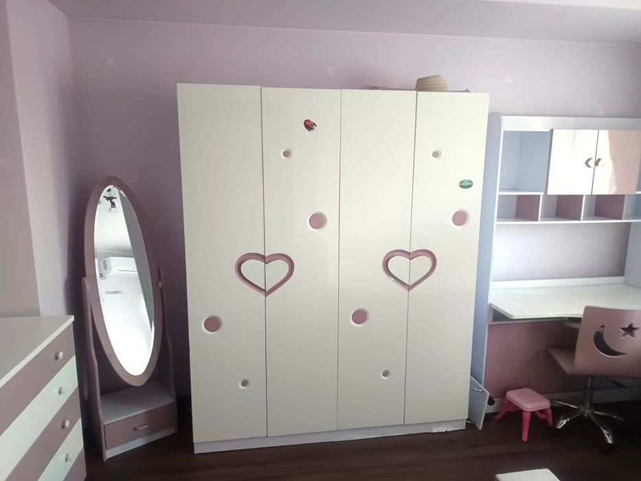 Șifonier, pat comoda birou dormitor copii