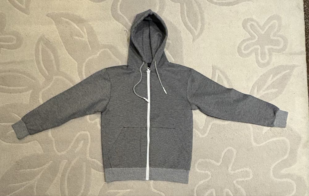 Суичъри Nike Tech Fleece, Jack and Jones, Cropp и LC Waikiki