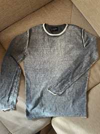 Памучен пуловер Guess