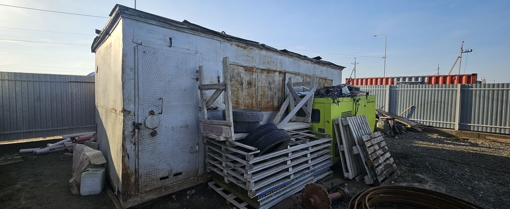 Вагон / контейнер