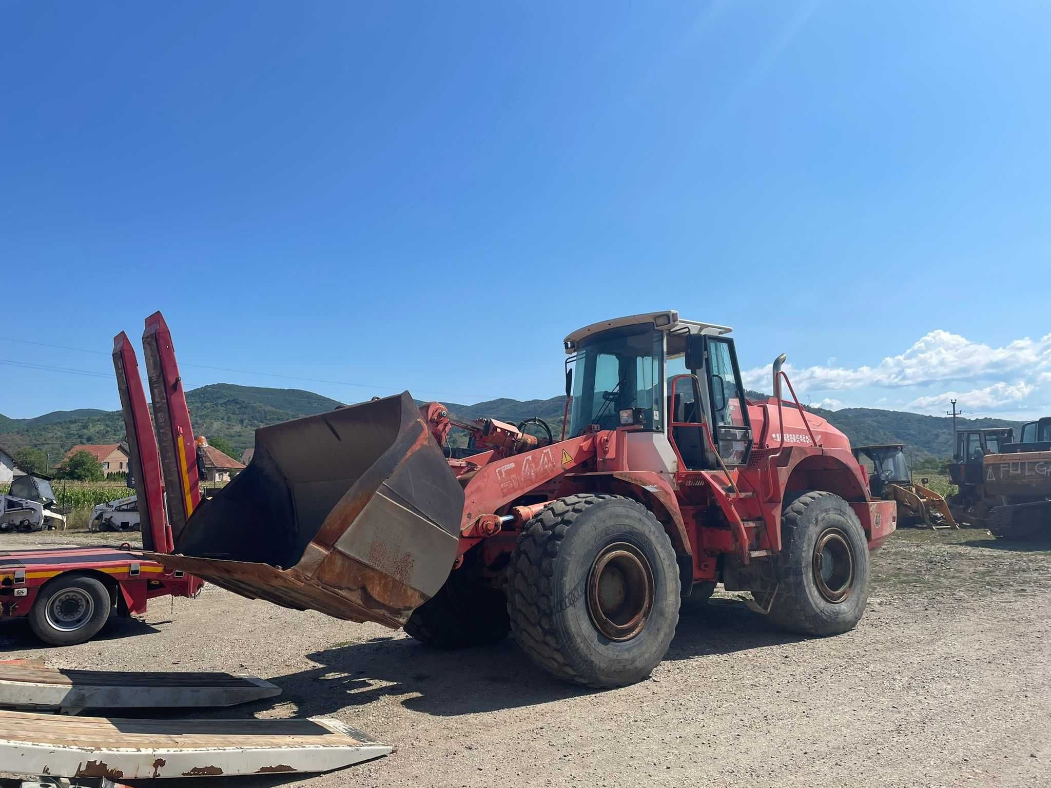 Incarcator frontal Liebherr 544 dezmembrez