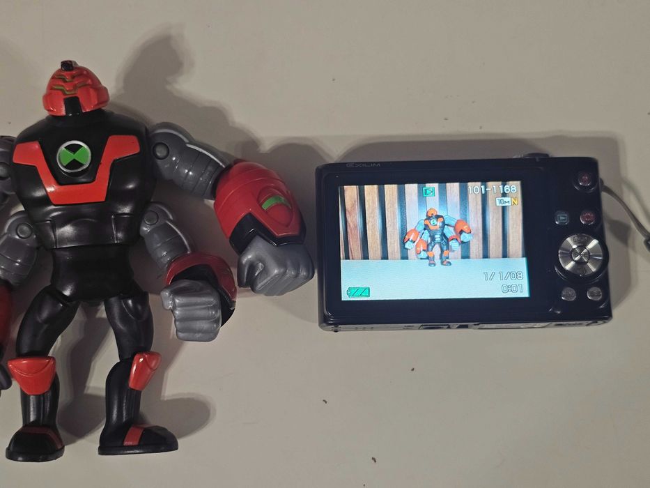 Y2K Aparat foto digital compact Casio Z200 10.1MP 4x Zoom