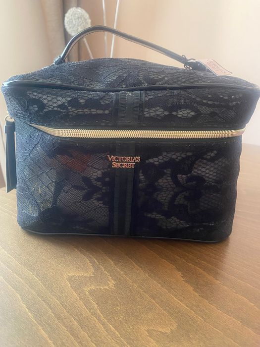 Victoria‘s secret нов несесер