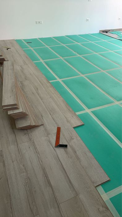 Montaj profesional-parchet,plinta,baghete si decoratiuni interioare