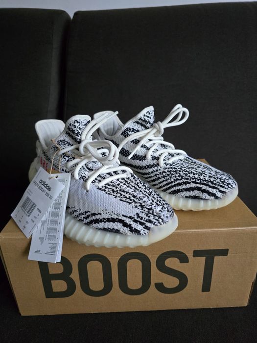 Yeezy boost 350 v2