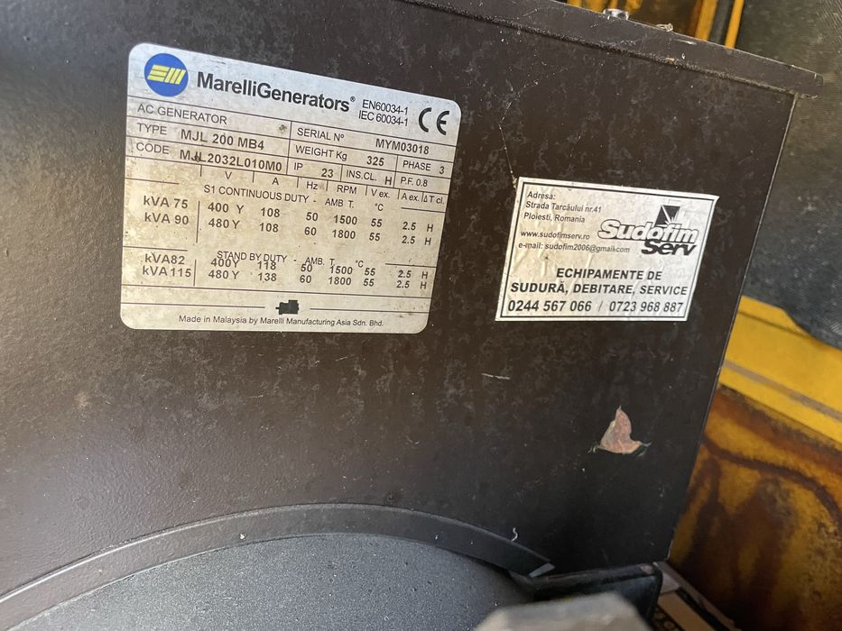Generator curent electric trifazat