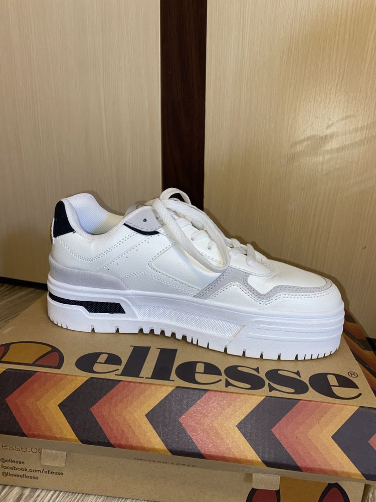 Ellesse маратонки