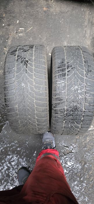 Гуми 2бр 255/40/18 - 1бр  - 75лв