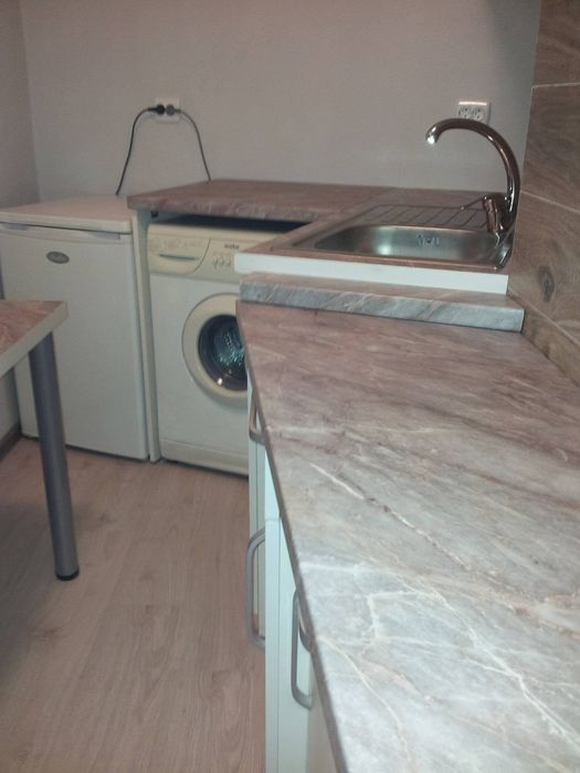 Garsoniera de închiriat