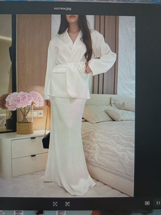 Костюм праздничный размер 46-48