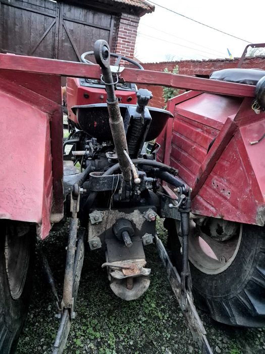 Vand tractor utb 55cp( 5500euro negociabil)
