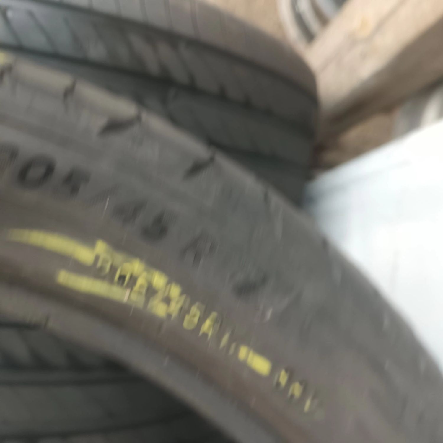 205 45 17 Michelin 2броя летни дот 2021г