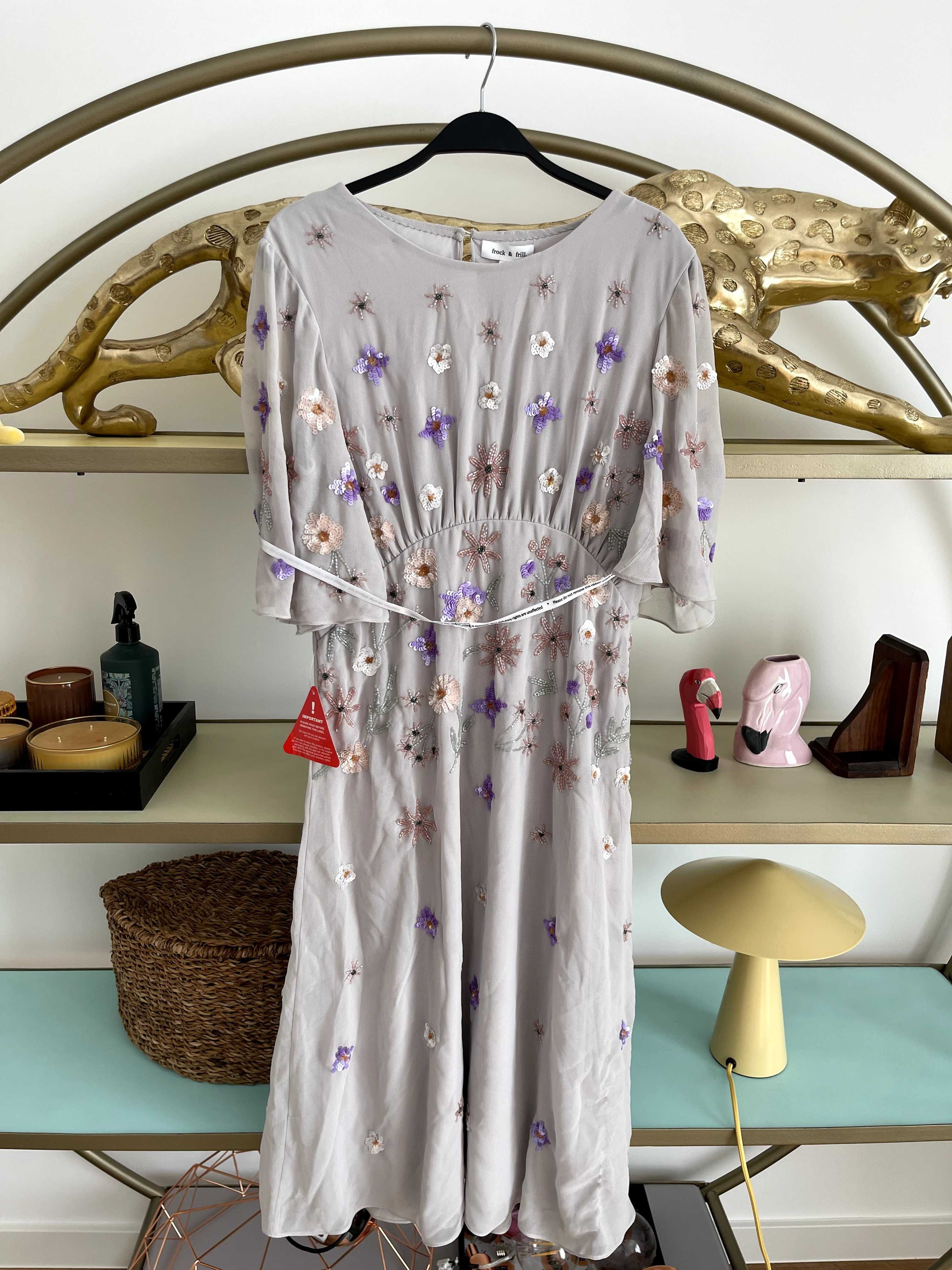 Нова с етикет рокля на Frock and Frill лилава с пайети размер М/Л