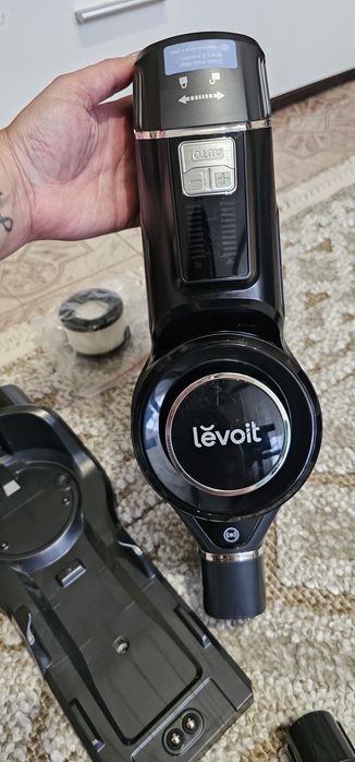Безкабелна прахосмукачка Levo it Vortex IQ