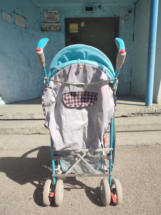 Продам прогулочную коляску