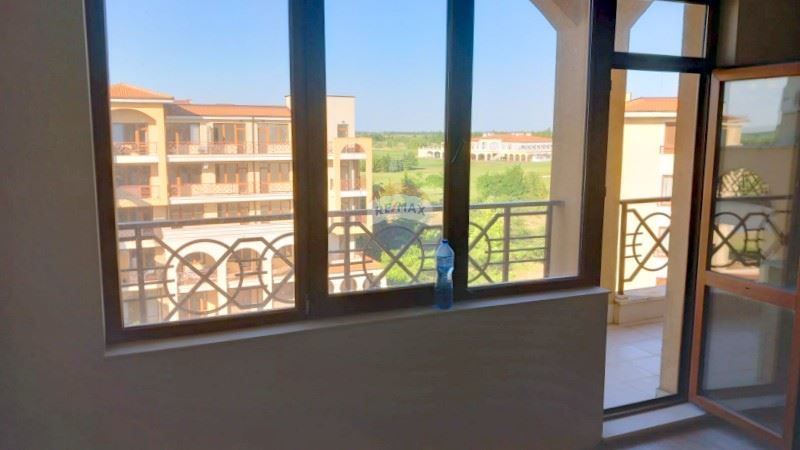 Продава се Двустаен апартамент в Балчик - 77 кв.м за 572 €/кв.м - Снимка #7