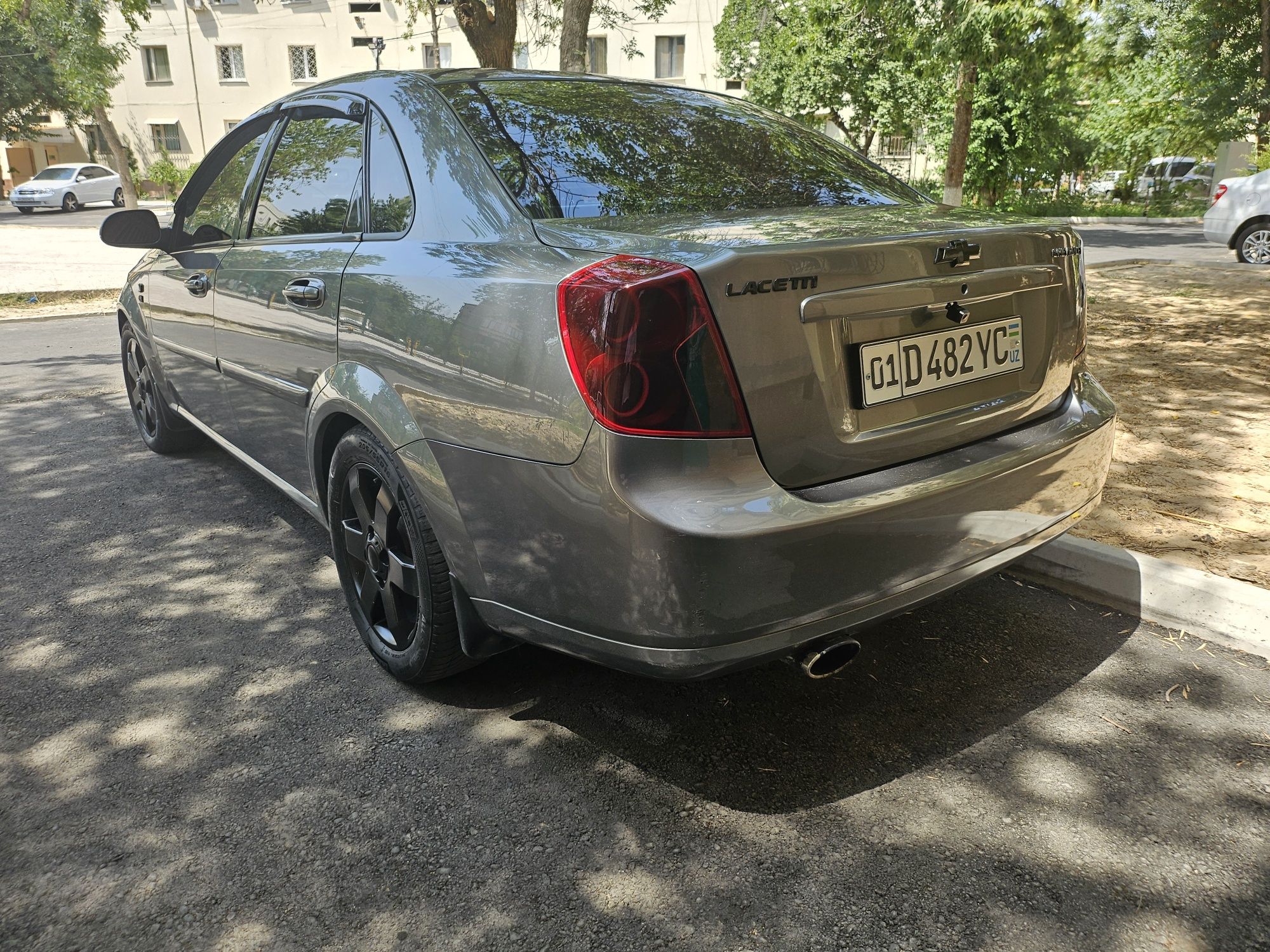 Продаётся ласети 2012год
