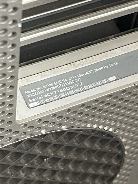 Unitate Apple & Macbook Pro