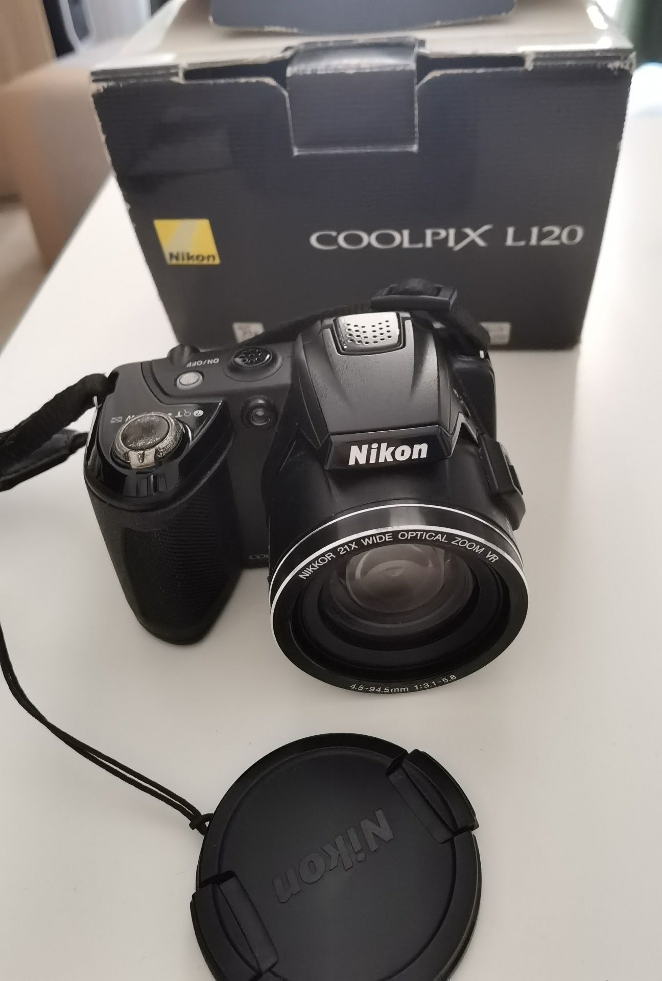 Nikon coolpix L120