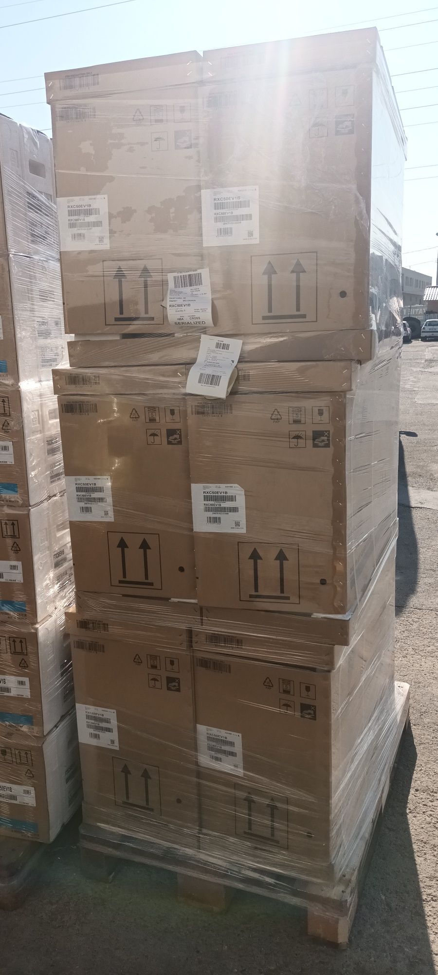 Aparat de aer conditionat Daikin Sensira 12000BTU/wifi/2025