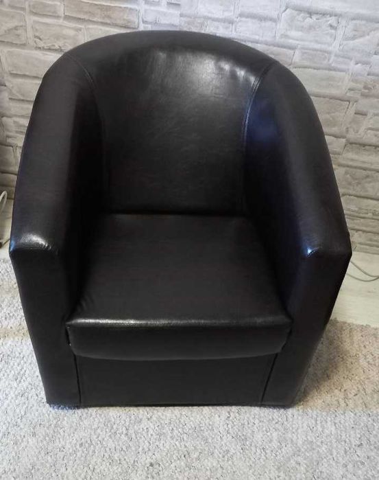 Vand 2 fotolii, poze reale