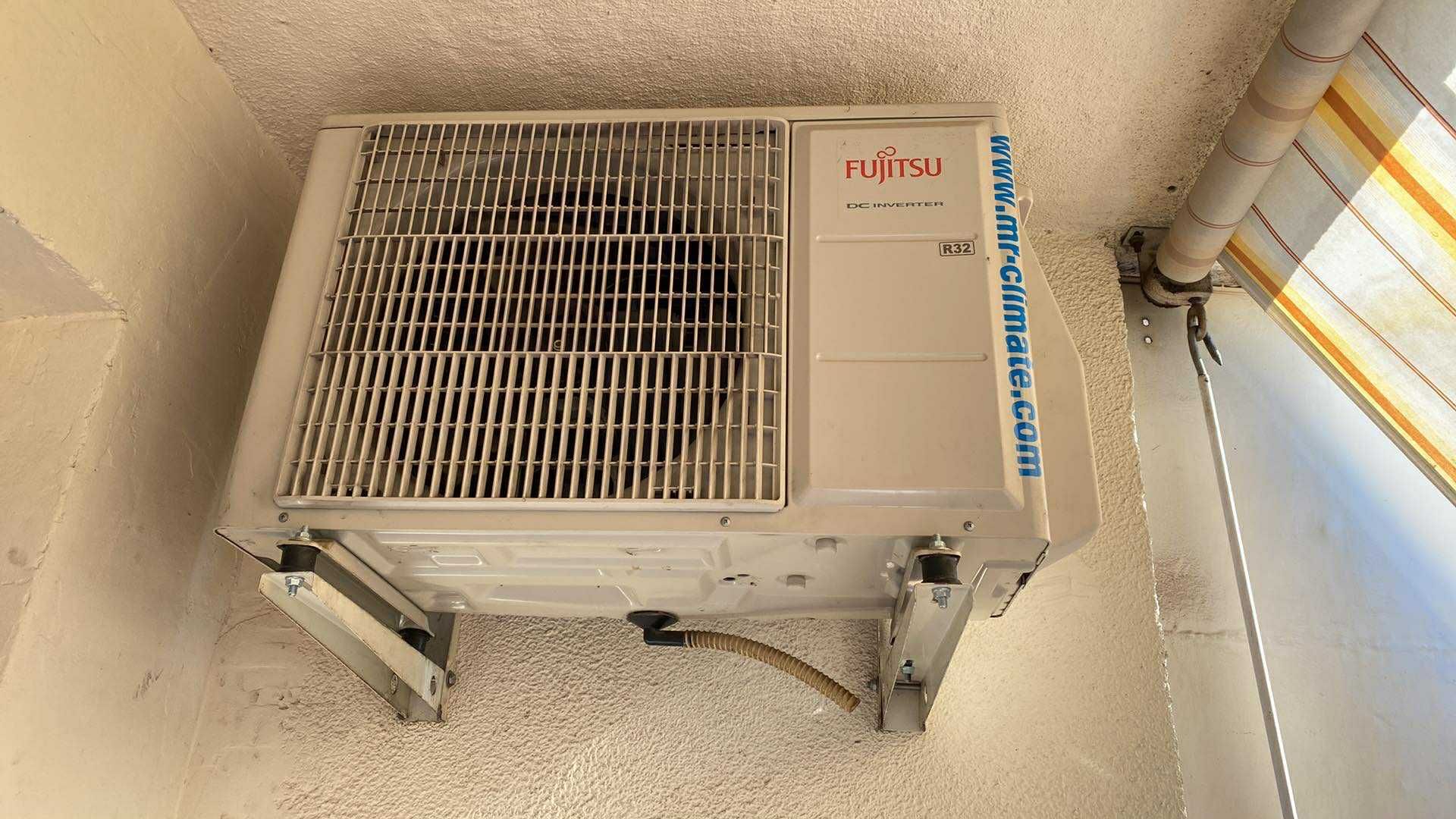 Продавам климатик FUJITSU само за 290 лв.