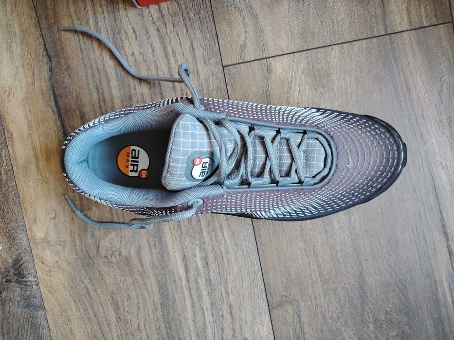 Оригинални маратонки Nike AIR MAX DN