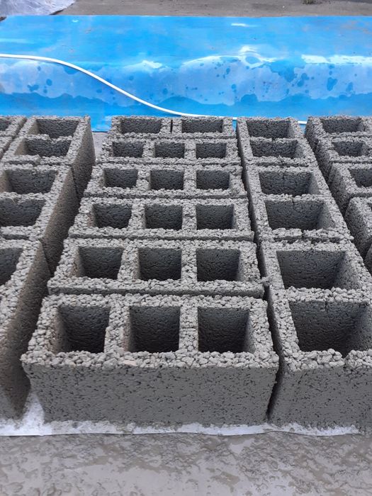 Boltari ,nisip , transport