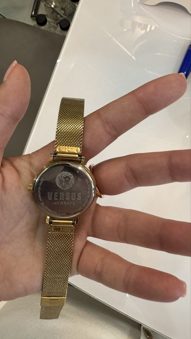 Vand ceas versace versus