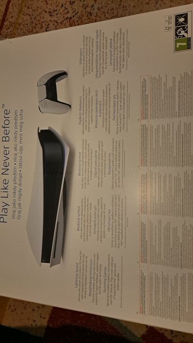 Ps5 in stare excelentă cu jocuri si cu 2 manete