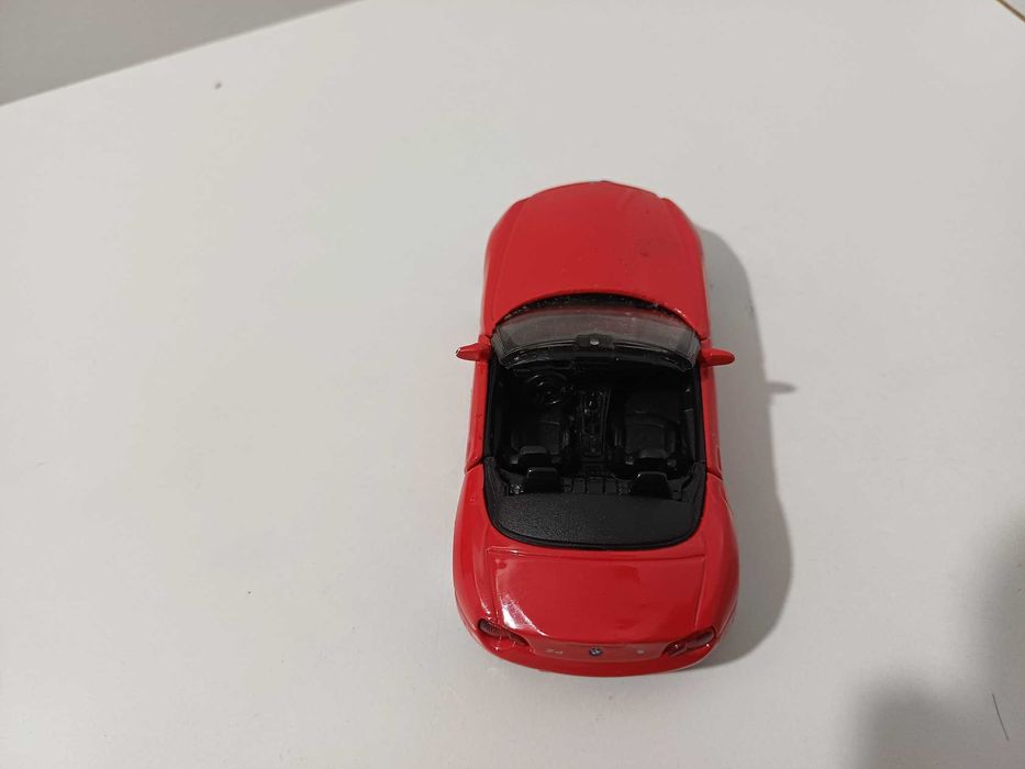 1/43 Bmw Z4 Tiny Toys