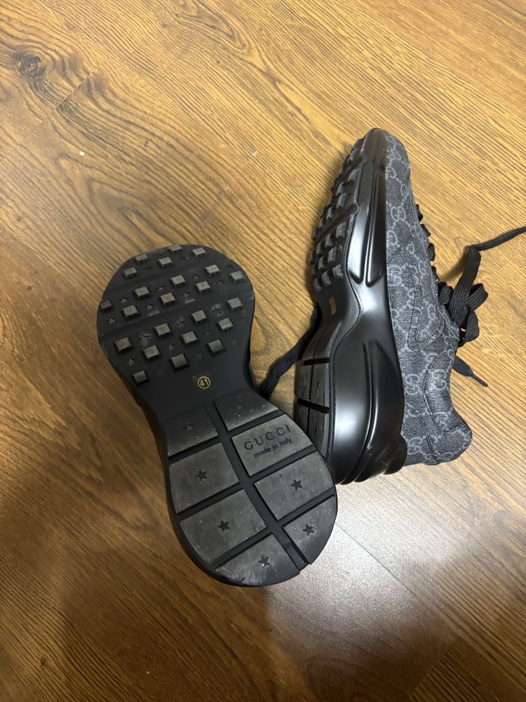 Gucci ,,Rhyton’’ all black