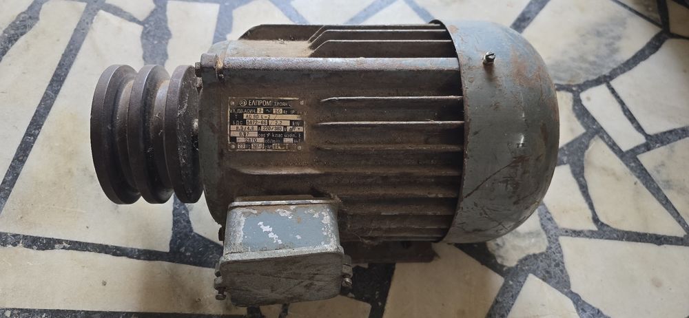 Ел.Двигател AO 90L-2