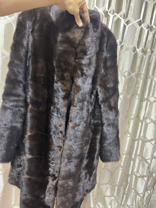 Продам норковую шубу