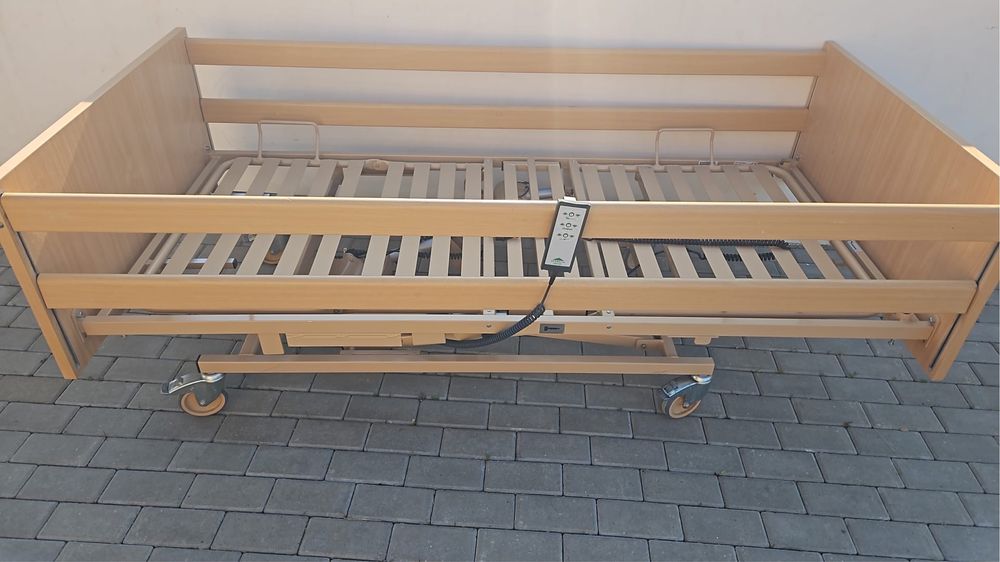 Pat medical reglabil electric, pentru îngrijire la domiciliu