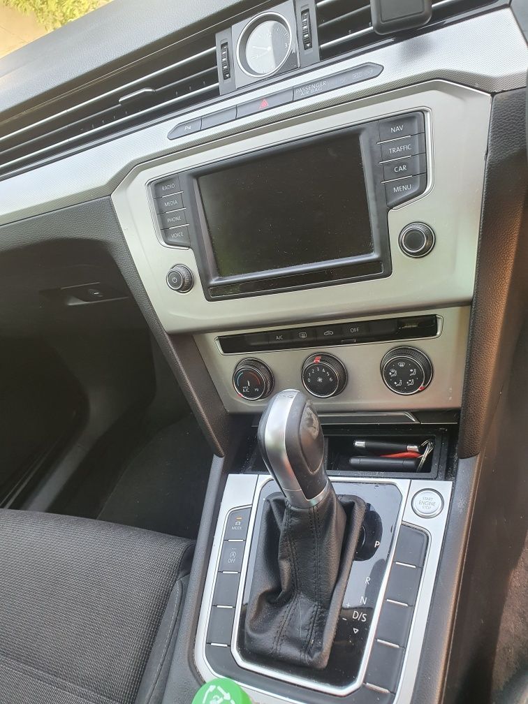 Dezmembrez Volkswagen Passat B8 1.6 diesel Automat