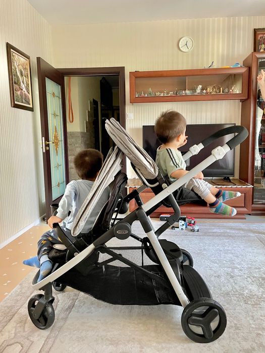 Double stroller(Двойна количка)