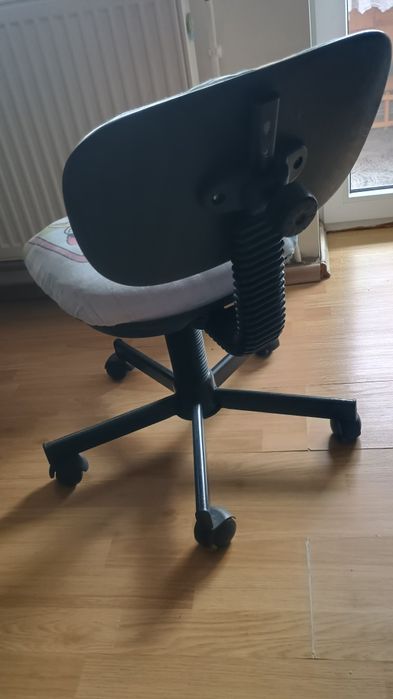Vând scaun birou pentru copii