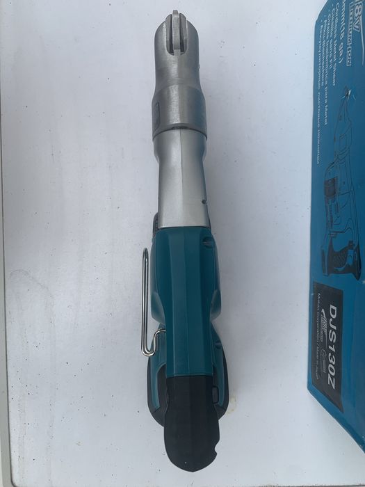 Makita DJS130 /акумулаторна ножица/