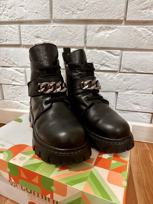 Продам зимние сароги на девочку