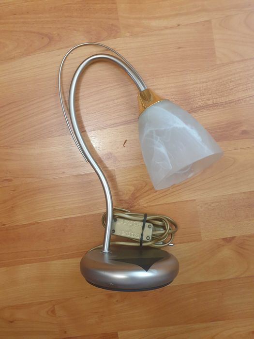 2 Veioze de noptieră, birou