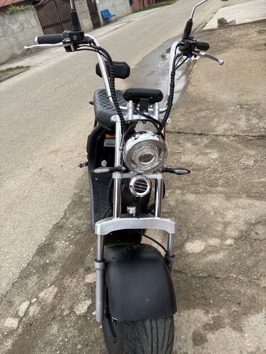 scuter/moped electric