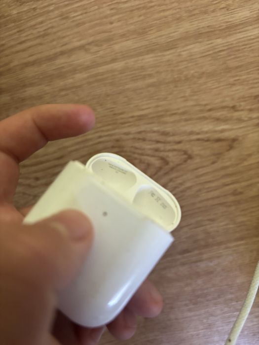 airpods pro 2  aproape noi