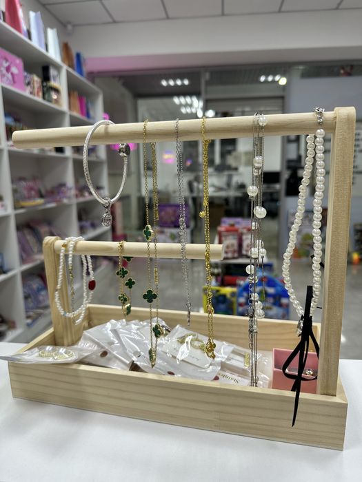 Продам подставку под цепочки, браслеты и бижутери, планшет для цепочек