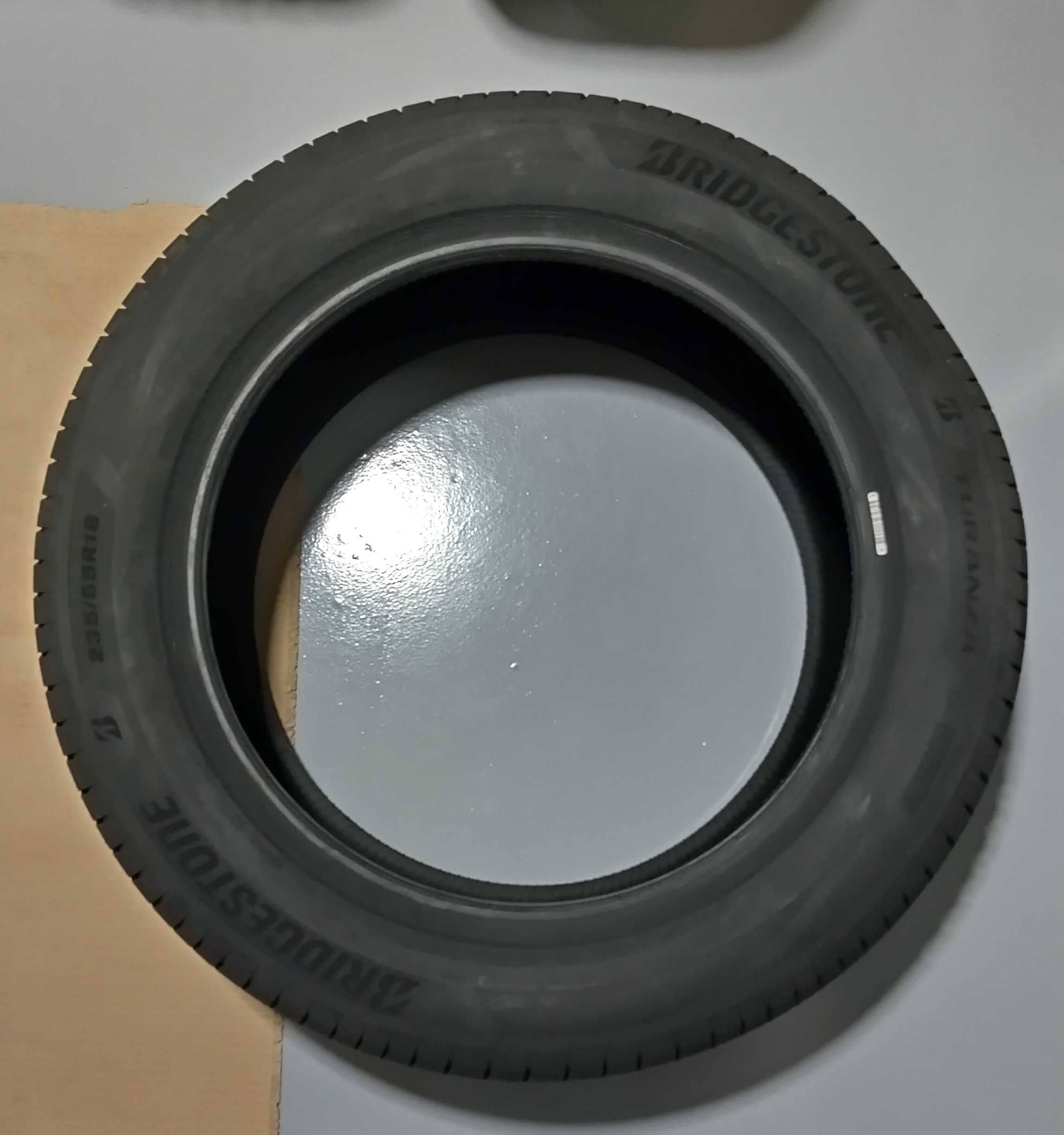 Продавам нови гуми Bridgestone Turanza 6 – 235/55 R18 за SUV