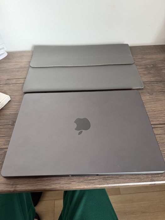 Macbook Pro M3 Pro 14 inch | 96 cicluri | Garantie 2026