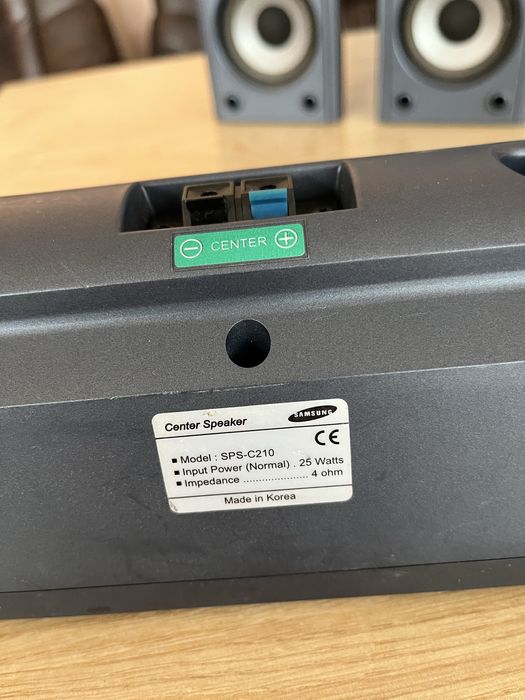 Суббуфер с пет сателита Samsung