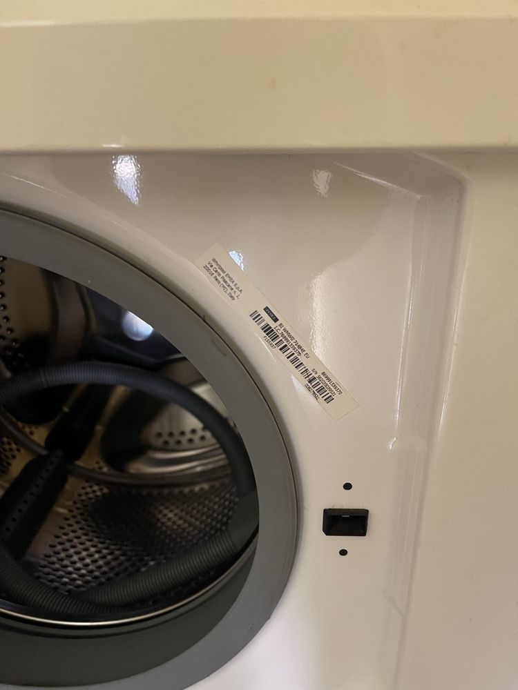 Пералня за вграждане Whirlpool