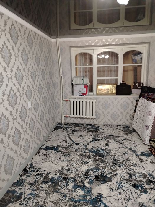 Srochniy uy sotiladi.